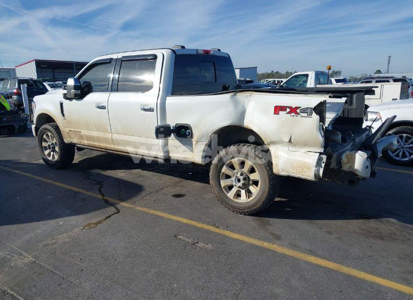 Photo 3 of 2022 Ford F-250 PLATINUM (VIN 1FT8W2BT3NED29452)