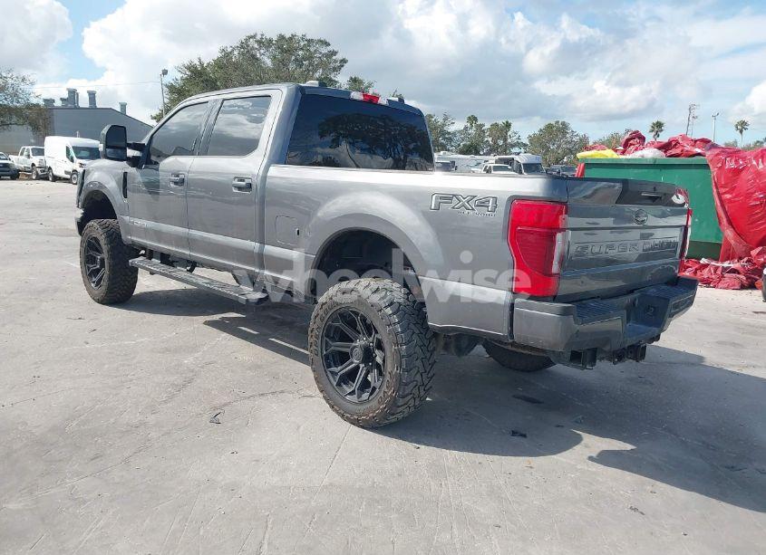 Photo 3 of 2022 Ford F-250 LARIAT (VIN 1FT8W2BT3NEF98714)