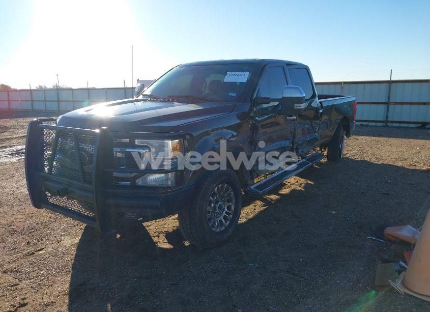 Photo 2 of 2022 Ford F-250 XLT (VIN 1FT8W2BT3NEG24907)
