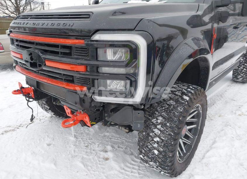 Photo 18 of 2023 Ford F-250 LARIAT (VIN 1FT8W2BT3PED55049)