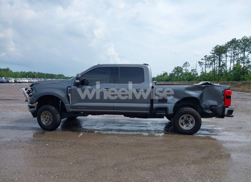 Photo 14 of 2023 Ford F-250 LARIAT (VIN 1FT8W2BT3PED84406)
