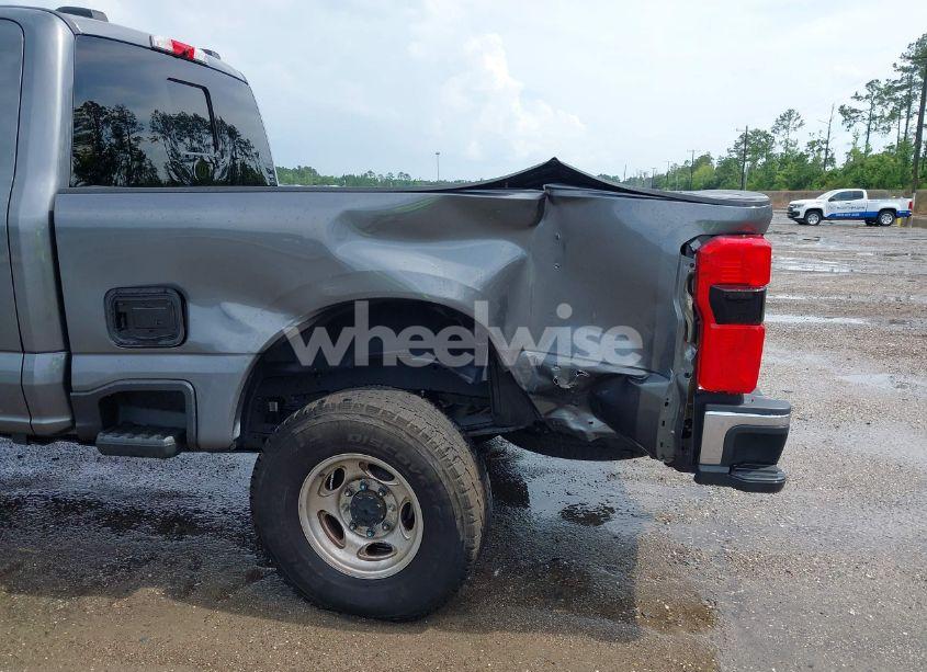 Photo 6 of 2023 Ford F-250 LARIAT (VIN 1FT8W2BT3PED84406)