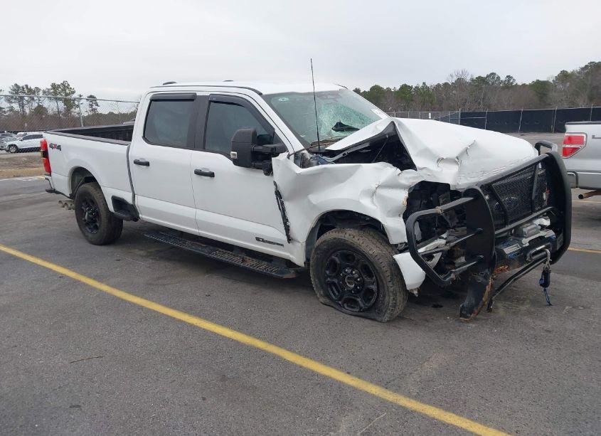 2023 Ford F-250 XL (VIN 1FT8W2BT4PEC27256) main photo