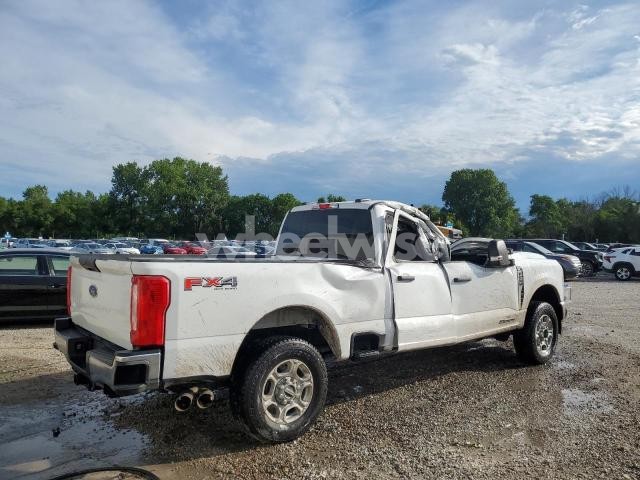 Photo 5 of 2025 FORD F250 SUPER DUTY (VIN 1FT8W2BT4SEC78765)