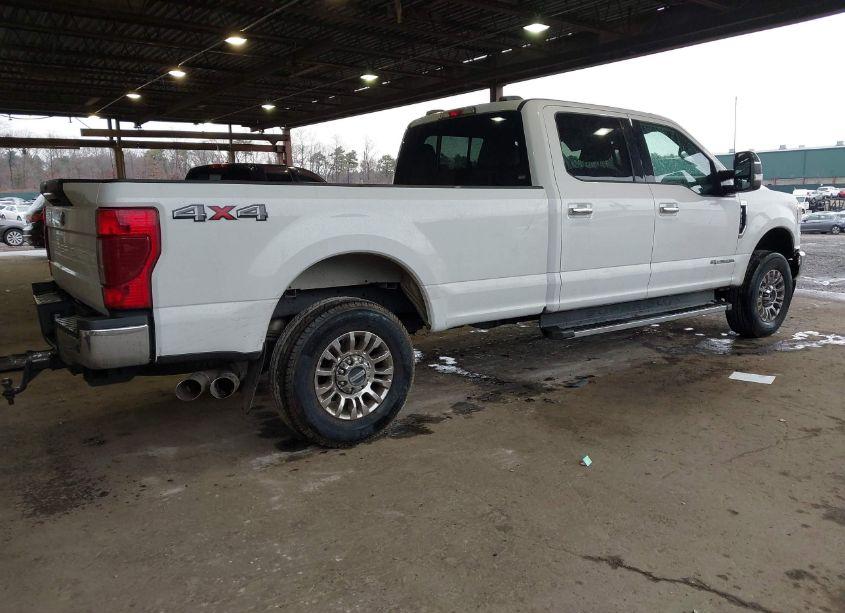 Photo 4 of 2022 Ford F-250 XLT (VIN 1FT8W2BT5NED01930)