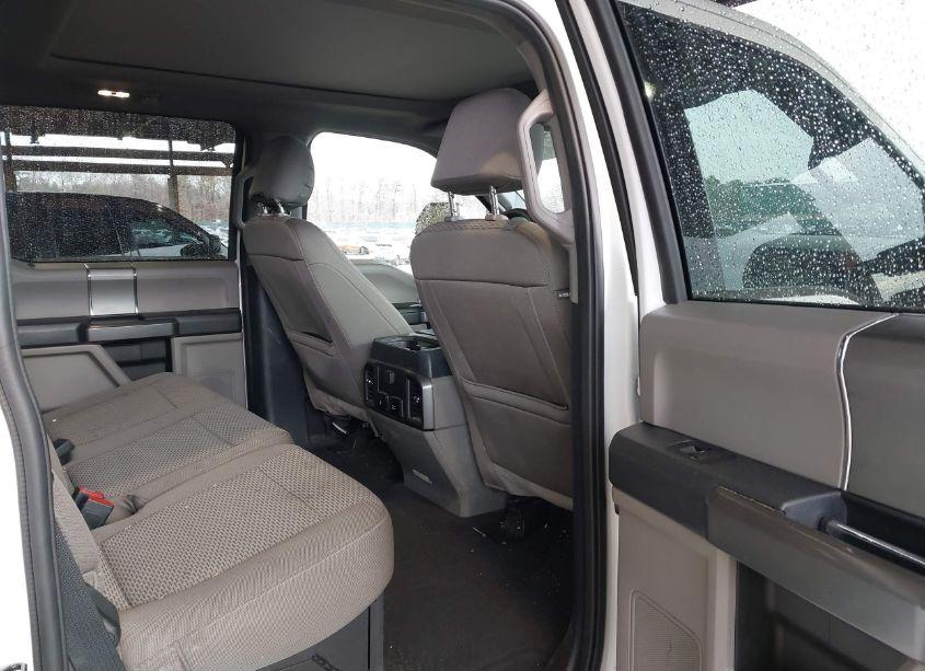 Photo 8 of 2022 Ford F-250 XLT (VIN 1FT8W2BT5NED01930)