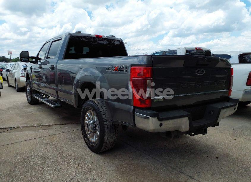 Photo 3 of 2022 Ford F-250 XLT (VIN 1FT8W2BT5NEE37233)