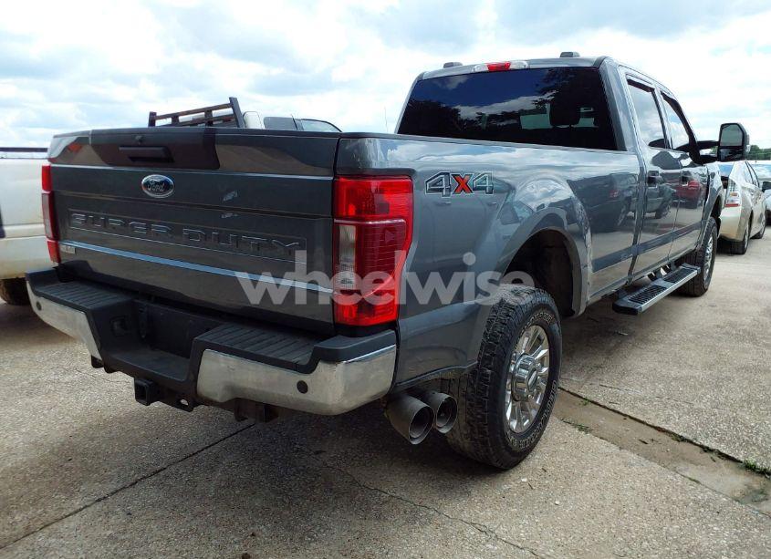 Photo 4 of 2022 Ford F-250 XLT (VIN 1FT8W2BT5NEE37233)
