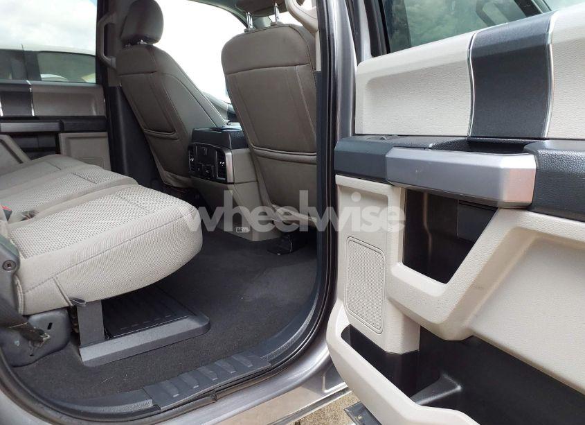 Photo 7 of 2022 Ford F-250 XLT (VIN 1FT8W2BT5NEE37233)