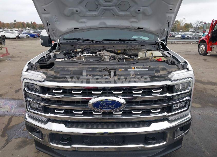 Photo 9 of 2023 Ford F-250 LARIAT (VIN 1FT8W2BT5PEC19117)