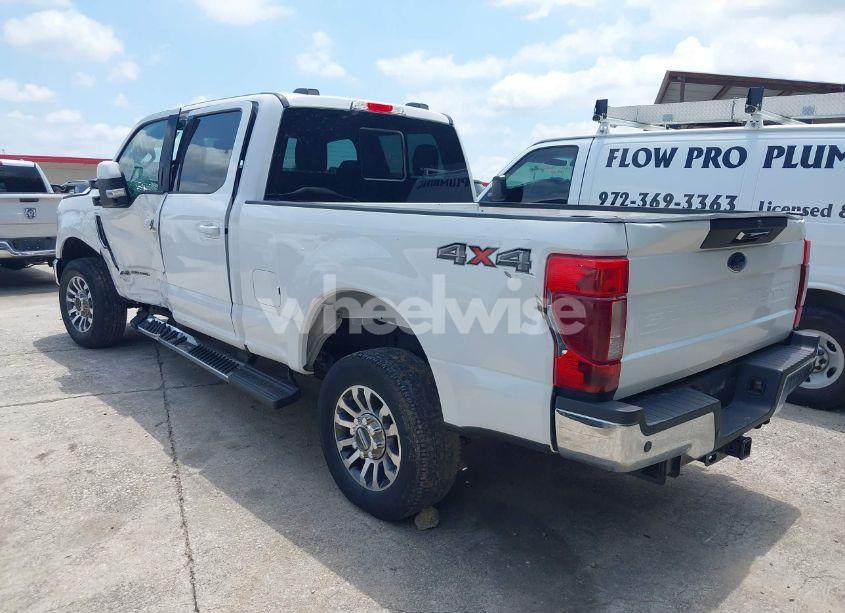 Photo 3 of 2022 Ford F-250 LARIAT (VIN 1FT8W2BT7NEC21397)
