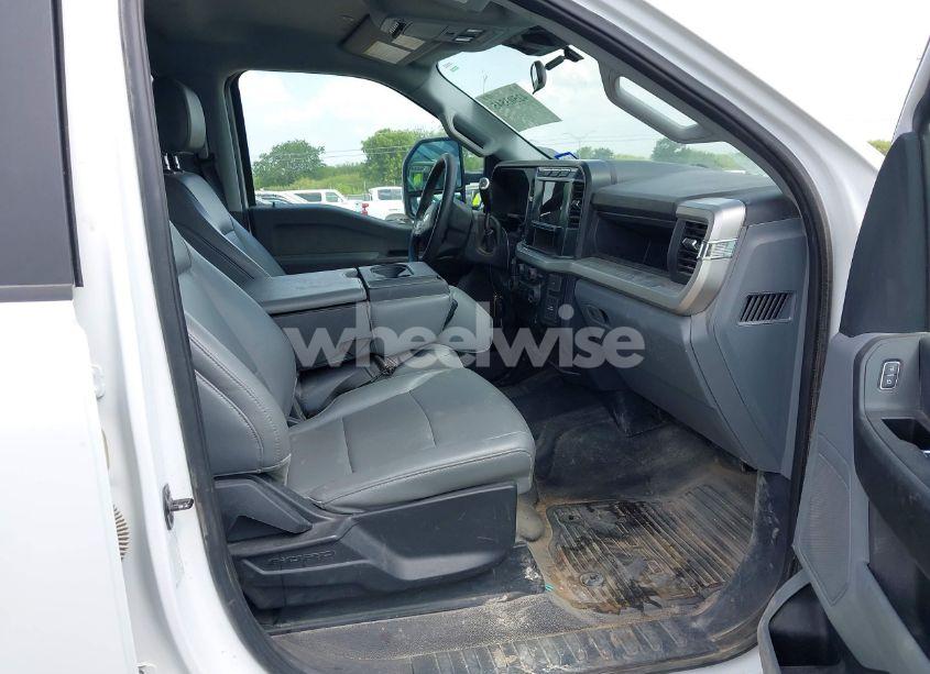 Photo 6 of 2023 Ford F-250 XL (VIN 1FT8W2BT7PEE23014)