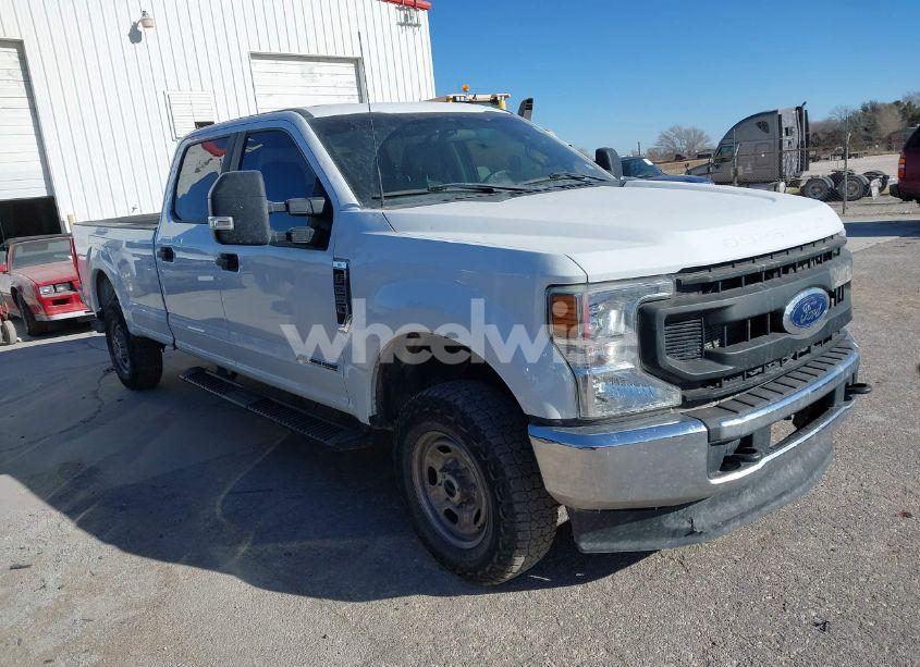 2022 Ford F-250 XL (VIN 1FT8W2BT9NEE41611) main photo