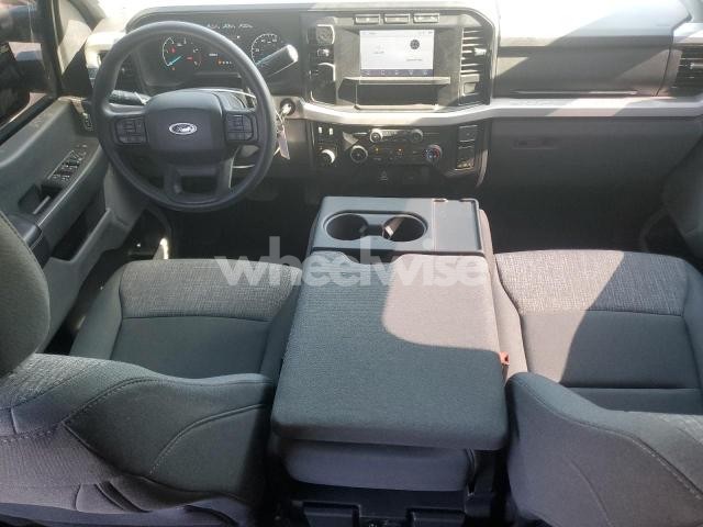 Photo 5 of 2024 FORD F250 SUPER DUTY (VIN 1FT8W2BTXREE41848)