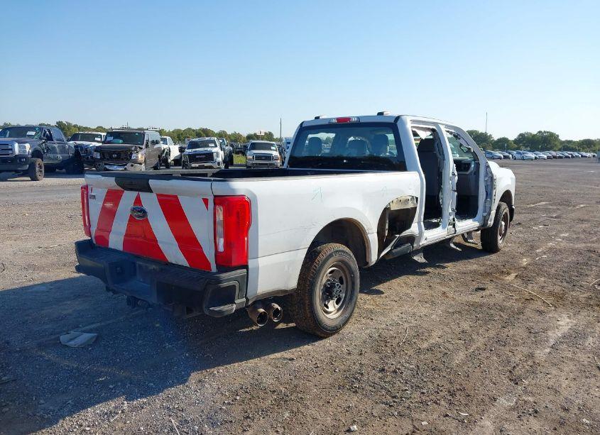 Photo 4 of 2023 Ford F-350 XL (VIN 1FT8W3AT3PEC80862)
