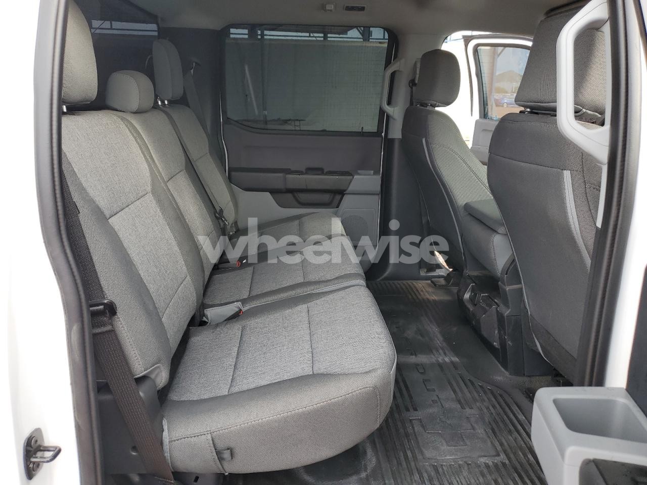 Photo 10 of 2025 FORD F350 SUPER DUTY (VIN 1FT8W3BA2SEC78543)