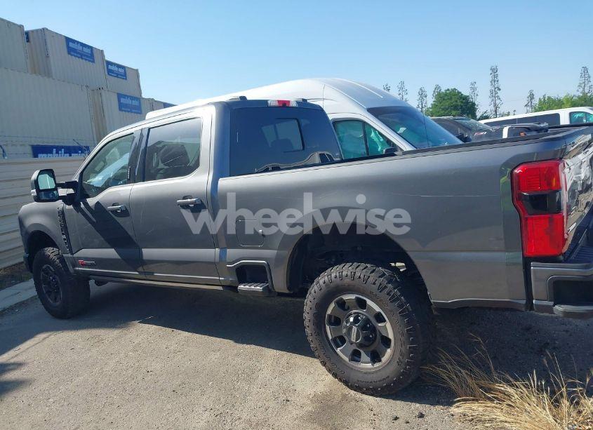 Photo 16 of 2023 Ford F-350 LARIAT (VIN 1FT8W3BM8PEC25881)