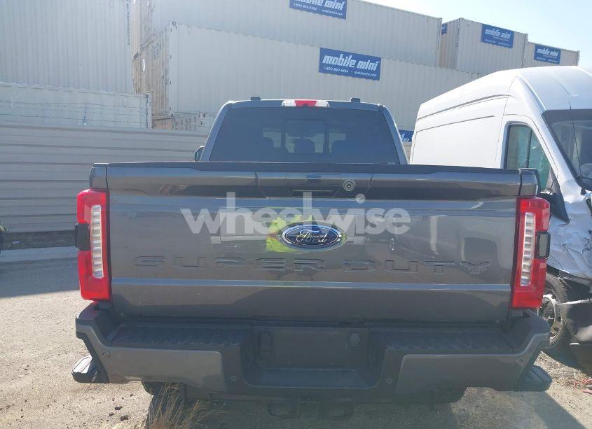 Photo 17 of 2023 Ford F-350 LARIAT (VIN 1FT8W3BM8PEC25881)