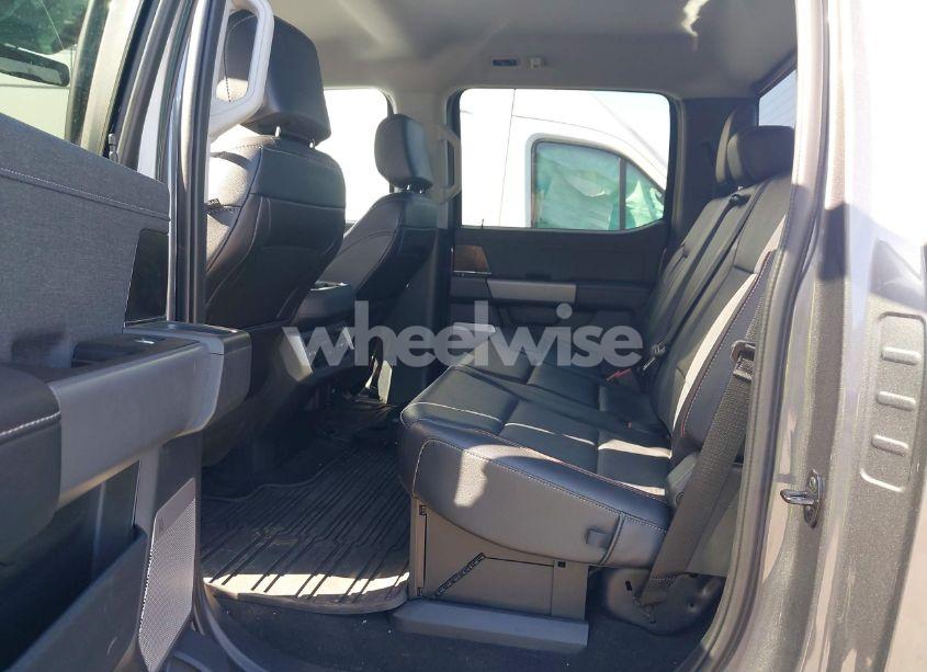 Photo 7 of 2023 Ford F-350 LARIAT (VIN 1FT8W3BM8PEC25881)