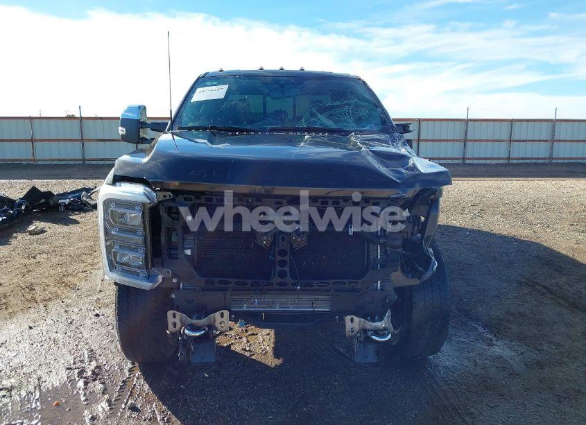 Photo 13 of 2024 Ford F-350 LARIAT (VIN 1FT8W3BMXREC05179)