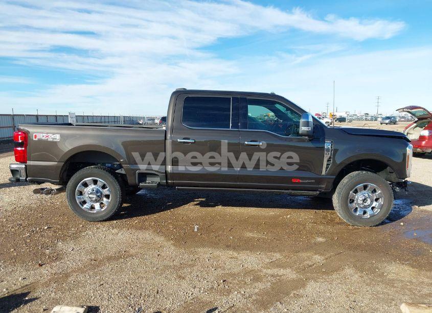Photo 14 of 2024 Ford F-350 LARIAT (VIN 1FT8W3BMXREC05179)