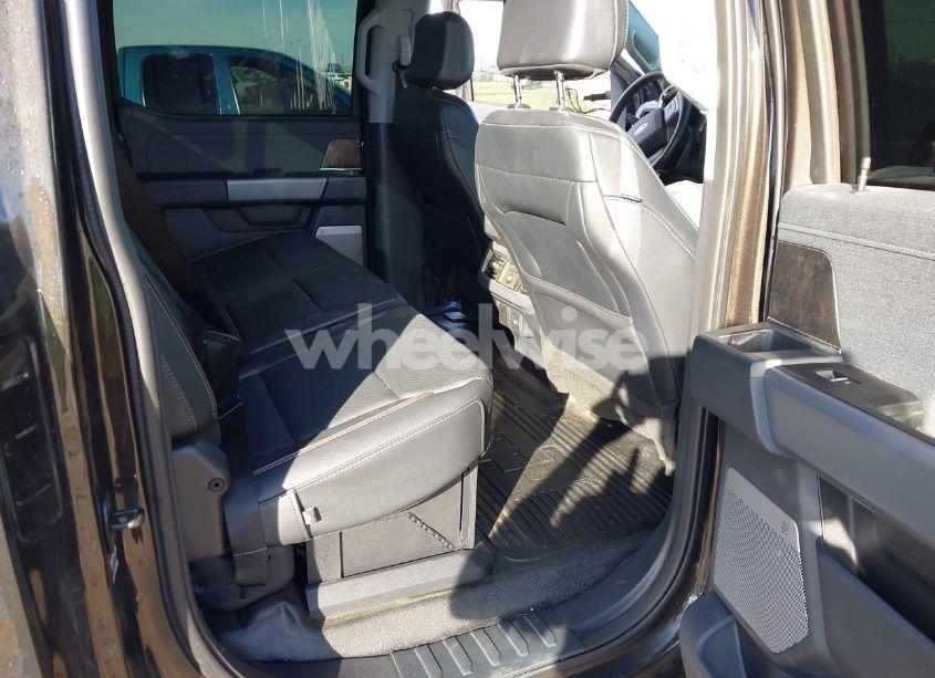 Photo 6 of 2024 Ford F-350 LARIAT (VIN 1FT8W3BMXREC05179)