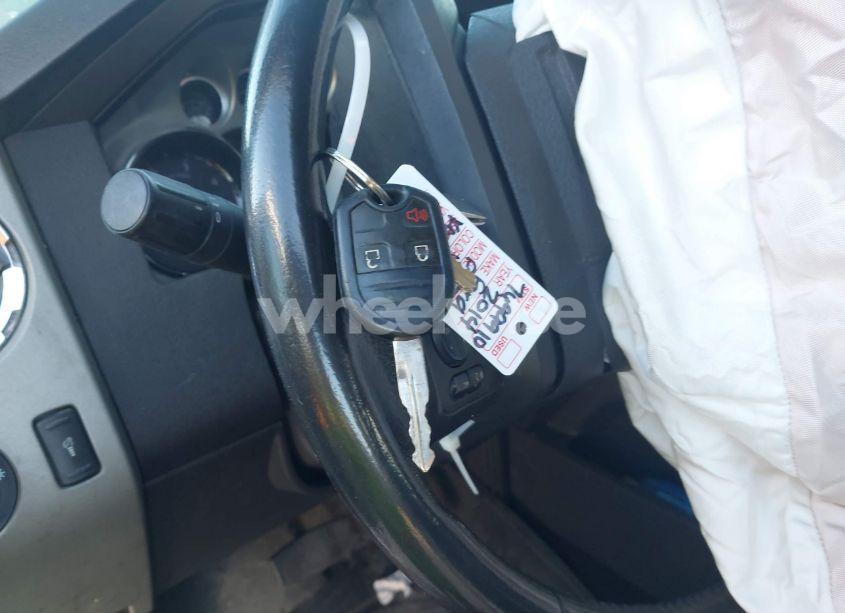 Photo 11 of 2014 Ford F-350 LARIAT (VIN 1FT8W3BT0EEA14923)