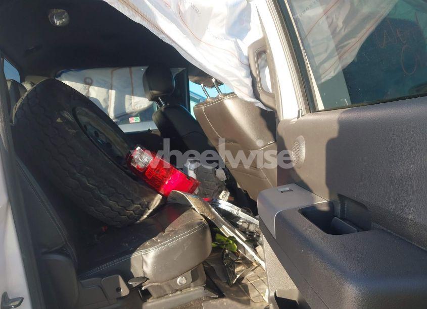 Photo 8 of 2014 Ford F-350 LARIAT (VIN 1FT8W3BT0EEA14923)