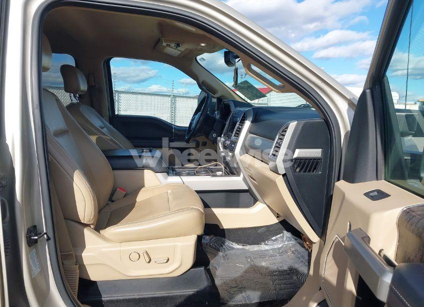 Photo 5 of 2017 Ford F-350 LARIAT (VIN 1FT8W3BT0HED34425)