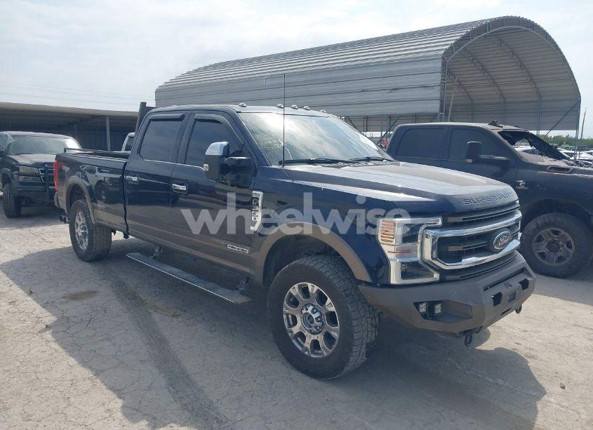 2022 Ford F-350 KING RANCH (VIN 1FT8W3BT0NEF56555) main photo
