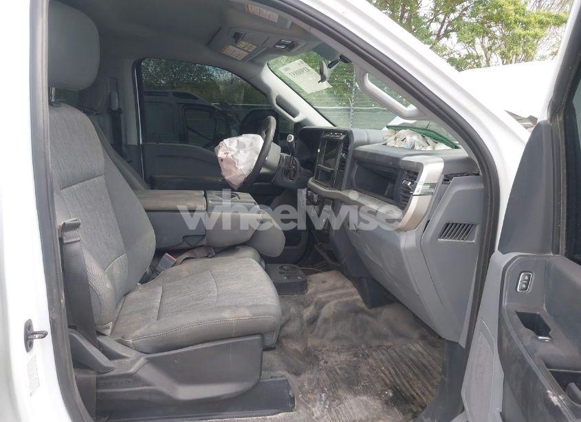 Photo 7 of 2023 Ford F-350 XL (VIN 1FT8W3BT0PEE14080)