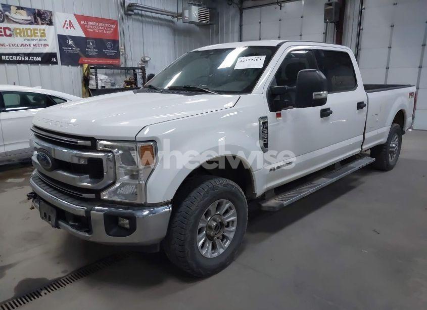 Photo 2 of 2021 Ford F-350 XLT (VIN 1FT8W3BT1MEC53640)