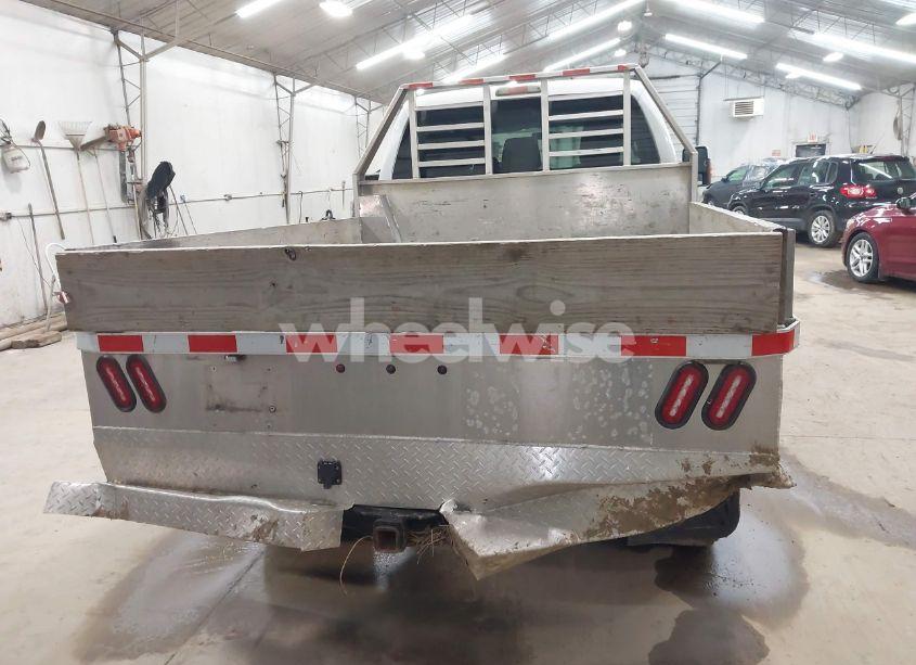 Photo 16 of 2011 Ford F-350 XLT (VIN 1FT8W3BT2BEB56489)