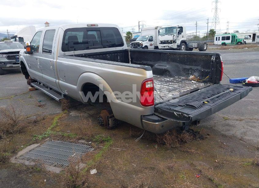 Photo 3 of 2014 Ford F-350 LARIAT (VIN 1FT8W3BT2EEA15913)