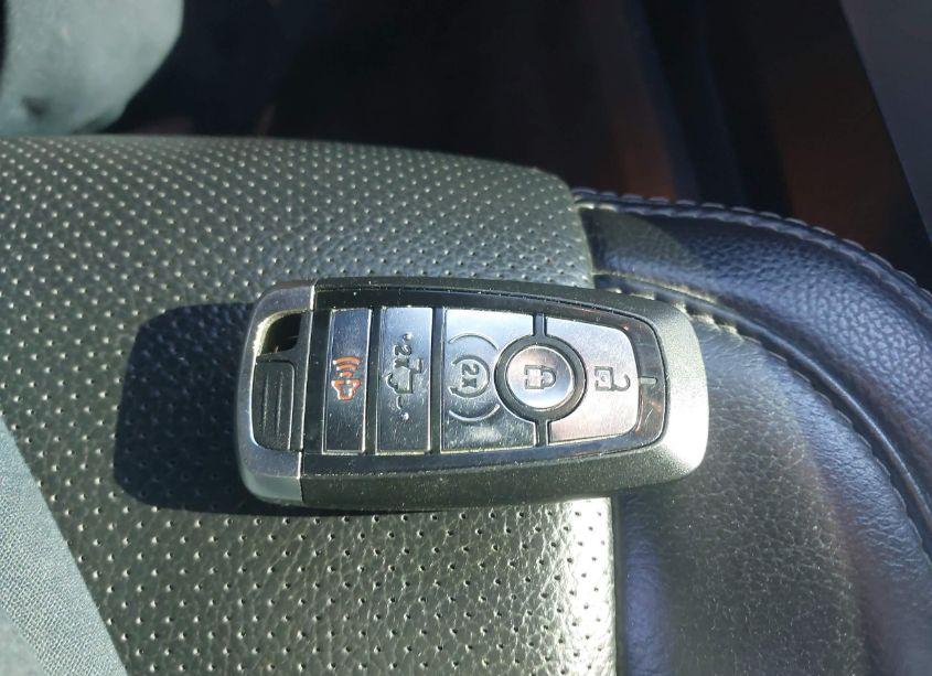 Photo 10 of 2017 Ford F-350 LARIAT (VIN 1FT8W3BT2HED82234)