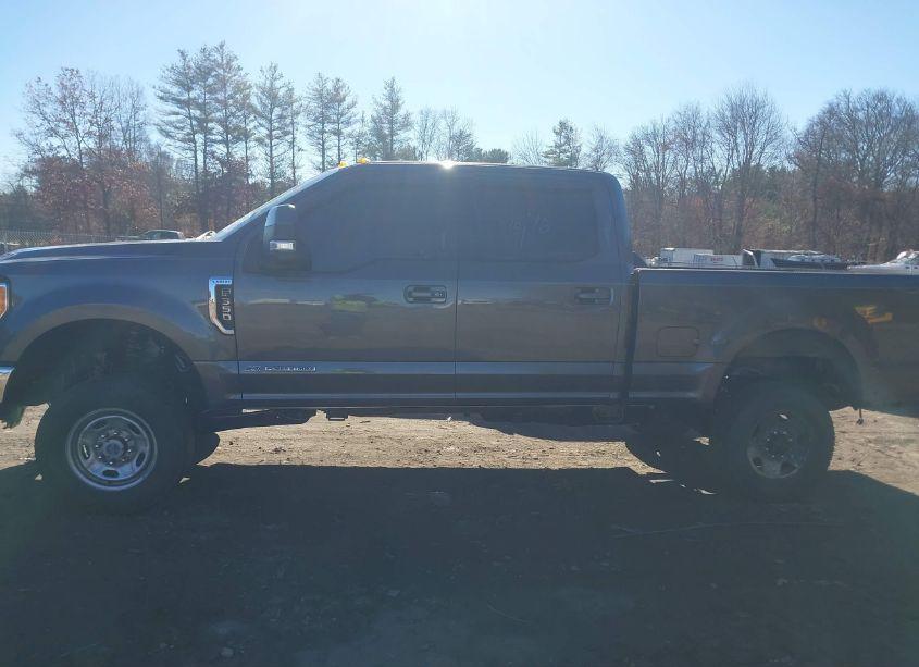 Photo 14 of 2017 Ford F-350 LARIAT (VIN 1FT8W3BT2HED82234)