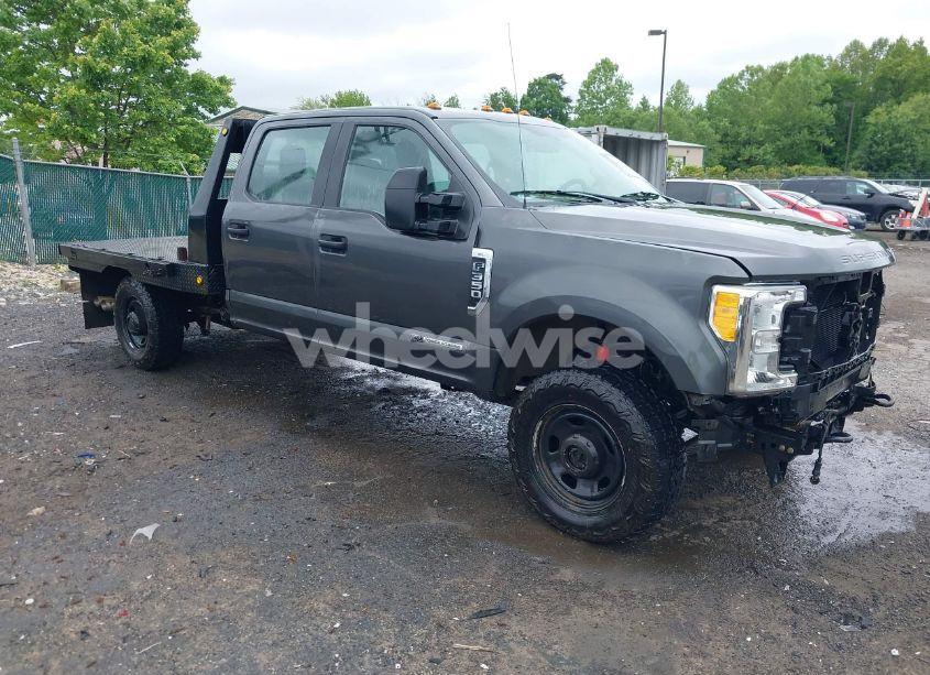 2017 Ford F-350 XL (VIN 1FT8W3BT2HEE68000) main photo