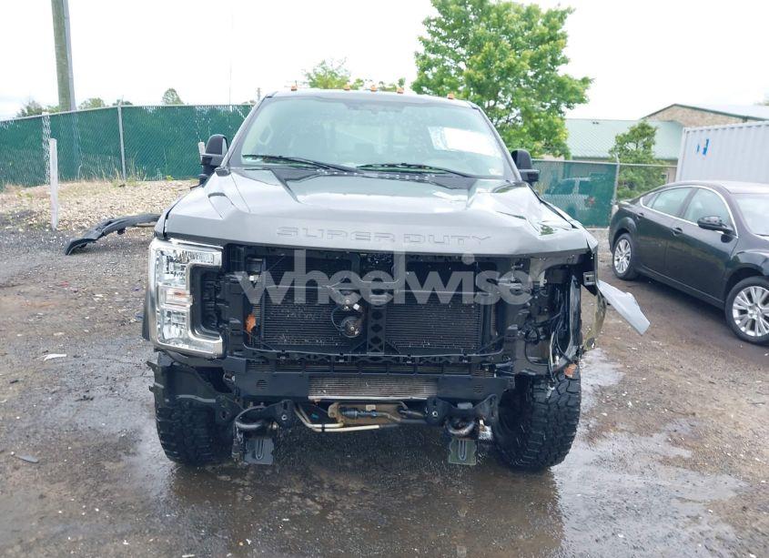 Photo 11 of 2017 Ford F-350 XL (VIN 1FT8W3BT2HEE68000)