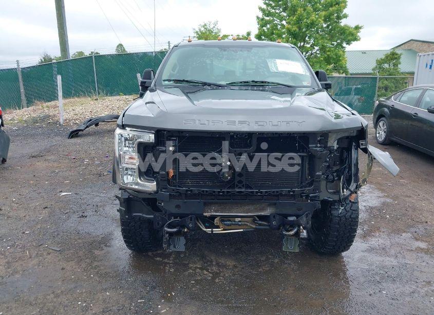 Photo 13 of 2017 Ford F-350 XL (VIN 1FT8W3BT2HEE68000)