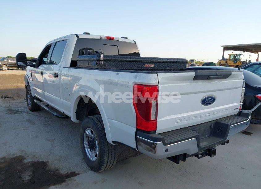 Photo 3 of 2021 Ford F-350 KING RANCH (VIN 1FT8W3BT3MEC30957)