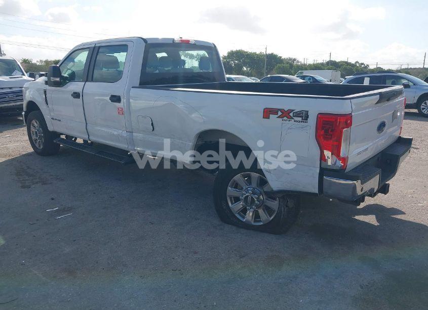 Photo 3 of 2017 Ford F-350 XL (VIN 1FT8W3BT4HEF27158)