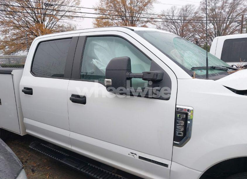 Photo 17 of 2022 Ford F-350 XL (VIN 1FT8W3BT4NEG06681)