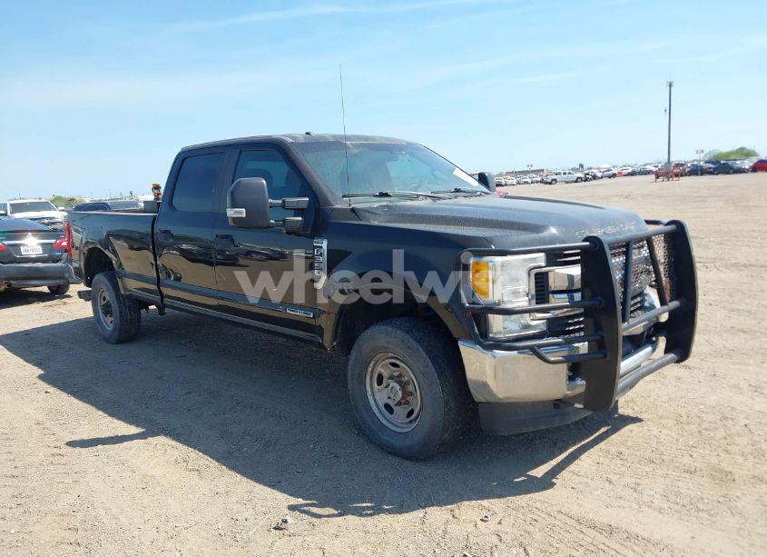Photo 13 of 2017 Ford F-350 XL (VIN 1FT8W3BT5HEE72915)