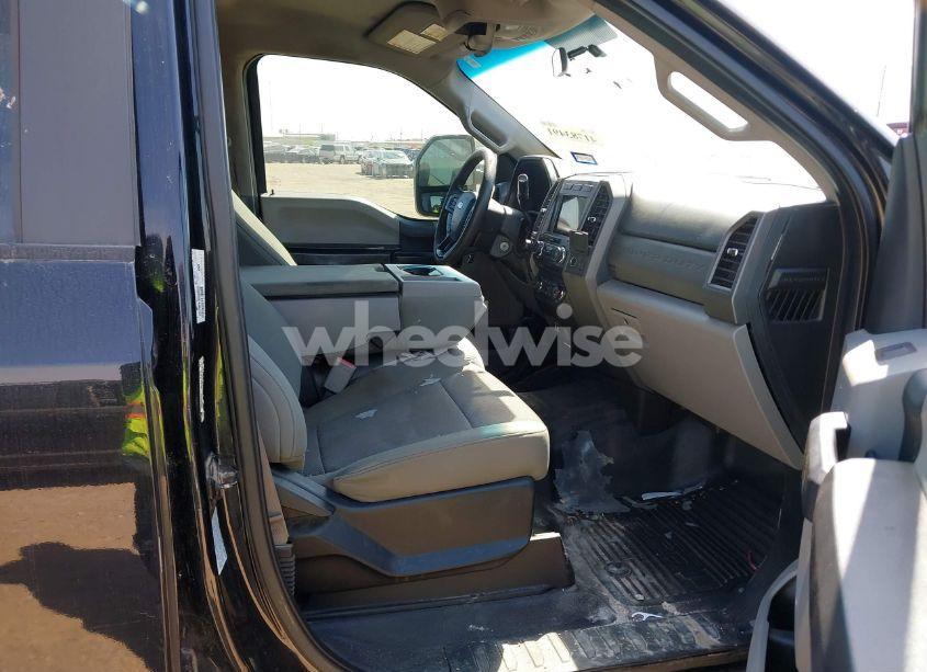 Photo 6 of 2017 Ford F-350 XL (VIN 1FT8W3BT5HEE72915)