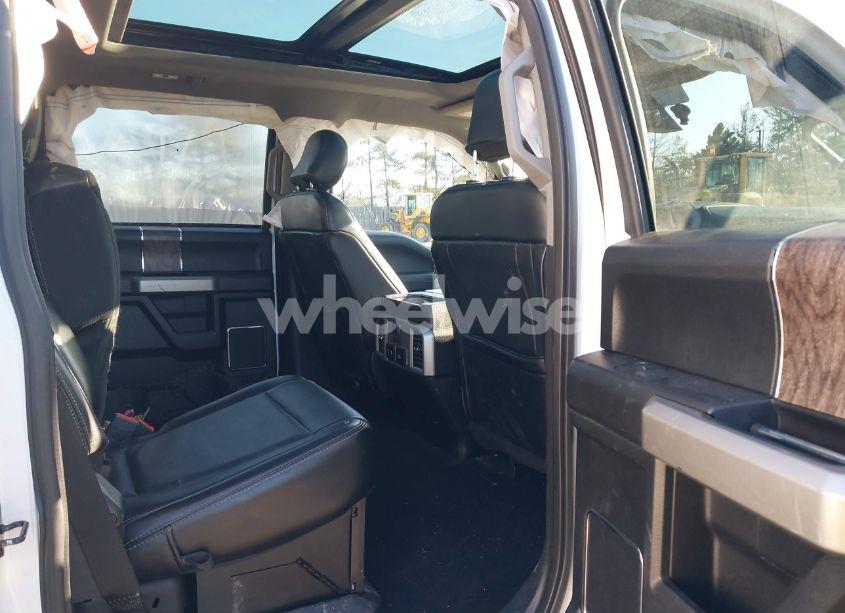 Photo 7 of 2019 Ford F-350 LARIAT (VIN 1FT8W3BT5KEC01960)