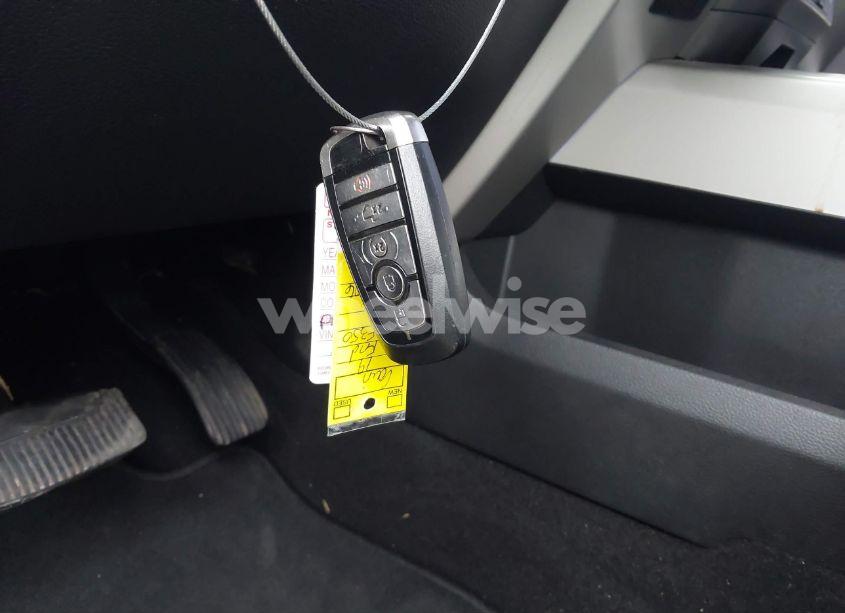 Photo 10 of 2019 Ford F-350 LARIAT (VIN 1FT8W3BT5KEG30550)