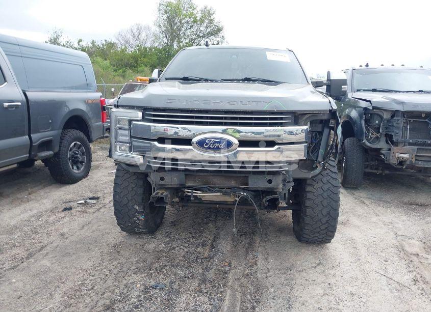Photo 12 of 2019 Ford F-350 LARIAT (VIN 1FT8W3BT5KEG30550)