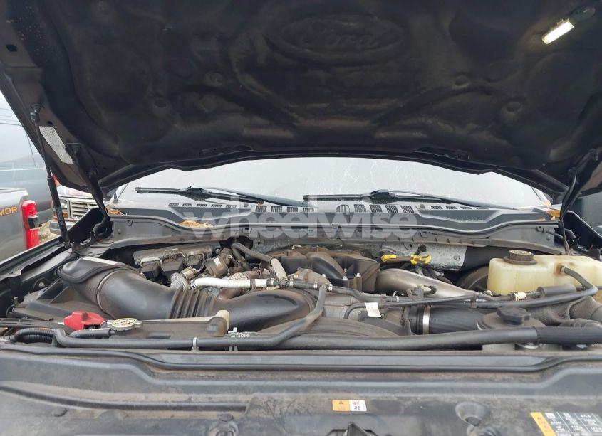 Photo 9 of 2019 Ford F-350 LARIAT (VIN 1FT8W3BT5KEG30550)