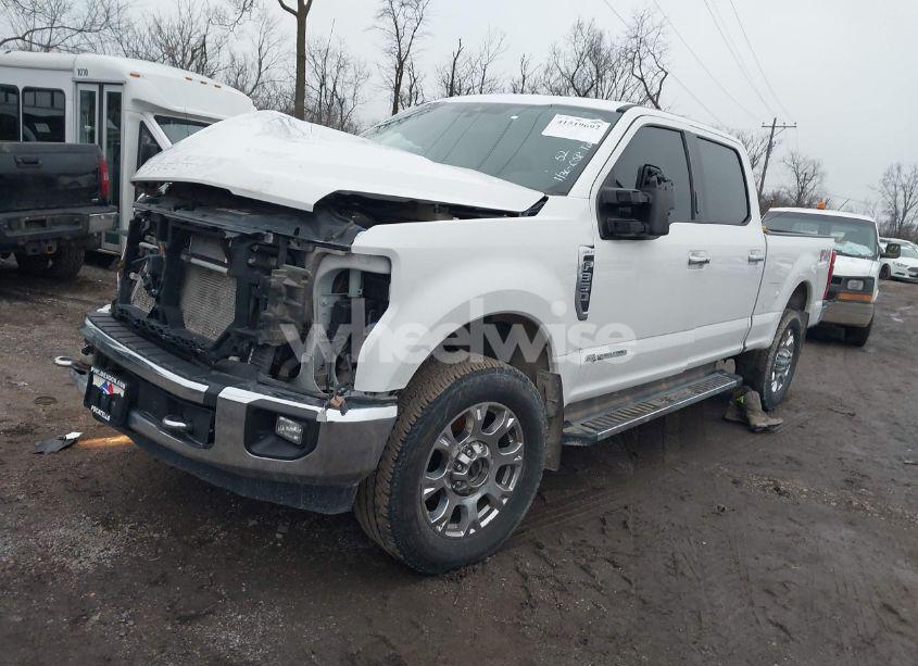 Photo 2 of 2021 Ford F-350 LARIAT (VIN 1FT8W3BT5MEC66892)