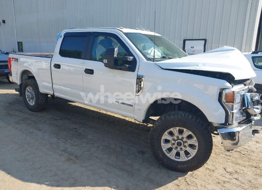 2022 Ford F-350 XL (VIN 1FT8W3BT5NED62555) main photo